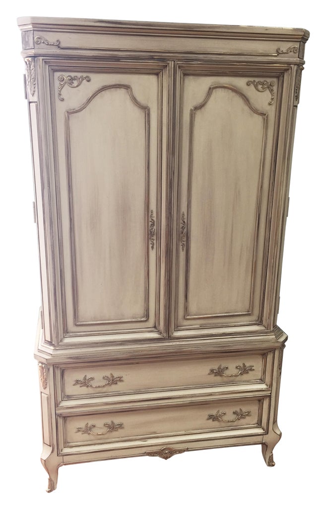 French Provincial Armoire , French Provincial Cabinets et placards en