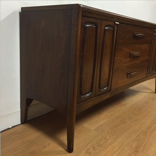 Broyhill Emphasis Tv Console Credenza Chairish