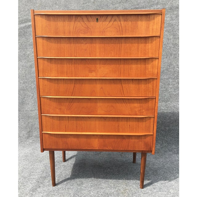 Danish Mid-Century Modern Teak Chest of Drawers | Chairish