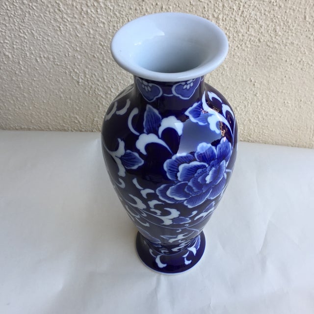 Asian Blue & White Lotus Flower Vase Chairish