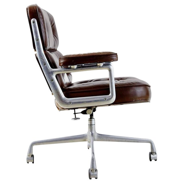 Herman miller leather desk chair clearance