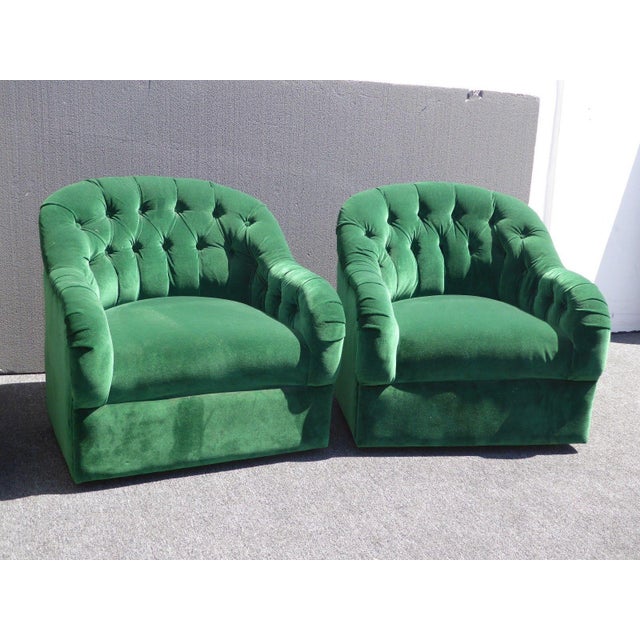 Vintage Pair of Mid Century Modern Tufted Green Velvet ...