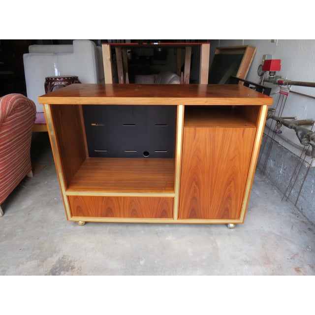 Mid-Century Modern Entertainment Center | Chairish (640 x 640 Pixel)