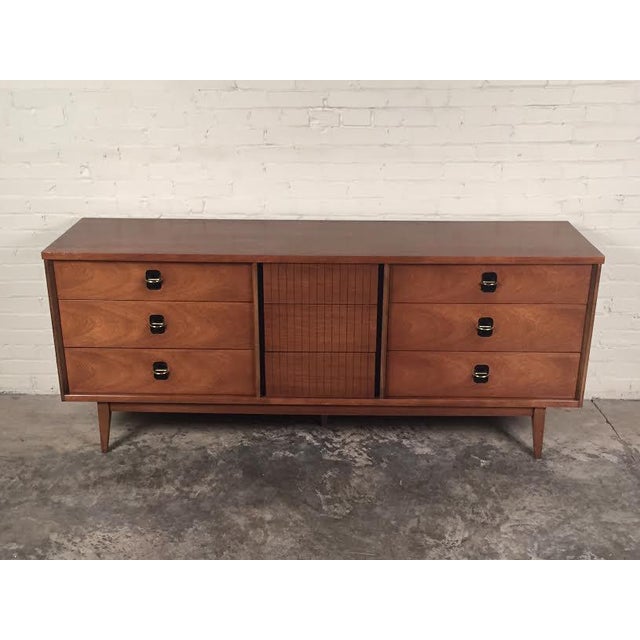Bassett MidCentury Modern 9Drawer Dresser Chairish
