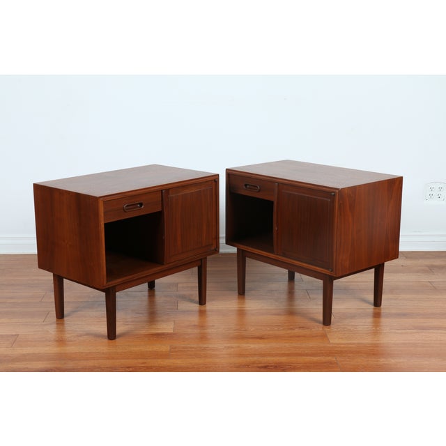 Walnut Nightstands Pair Chairish