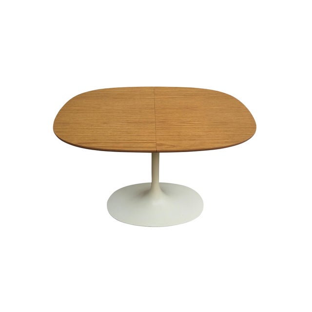 Oval Mid-Century Modern Dining Table | Chairish