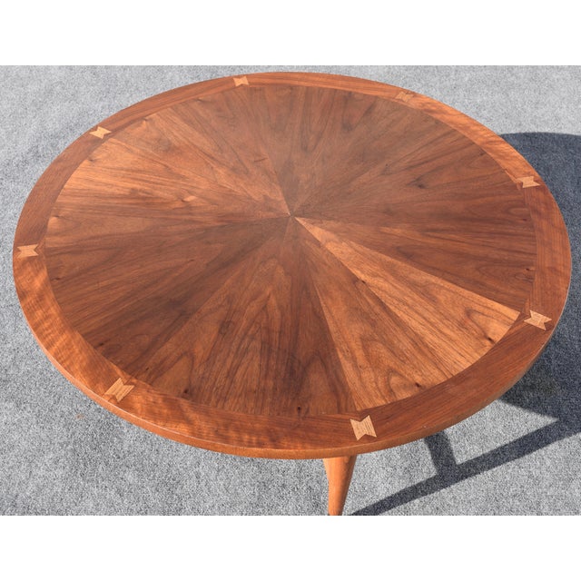 Vintage Lane Mid-Century Modern Round Walnut Coffee Table ...