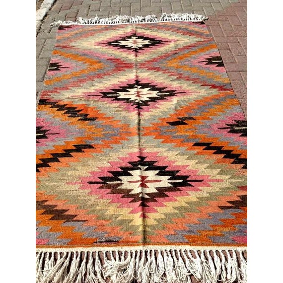 Vintage Pink Turkish Kilim Rug 4' 10" x 6' 7" Chairish