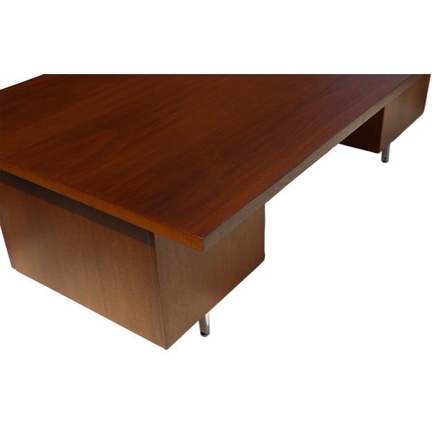 Mid-Century Executive Desk Herman Miller | Chairish