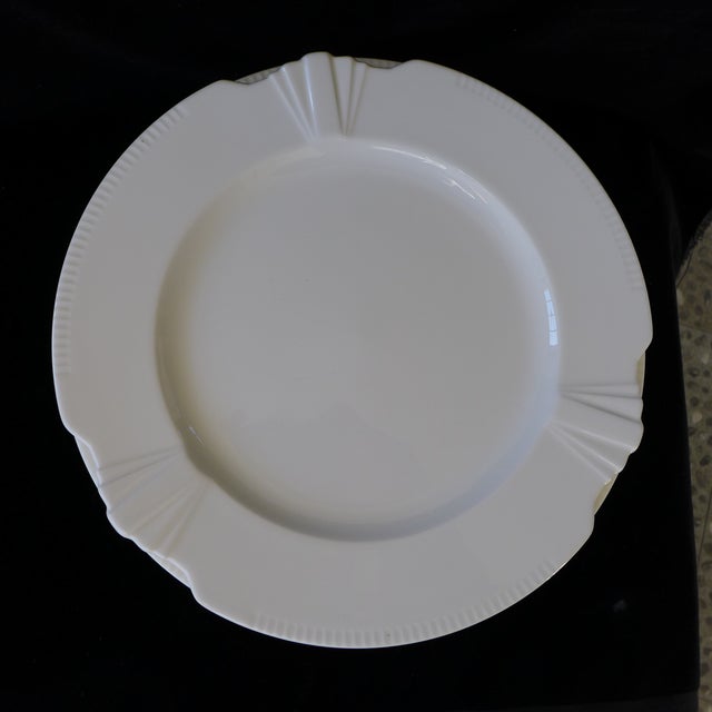 Art Deco Style Plain White Dinner Plates Set of 11 Chairish