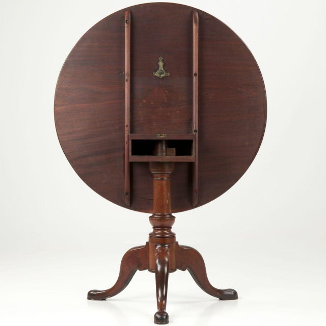 American Queen Anne Mahogany Tilt Top Table, North Carolina, Circa 1750