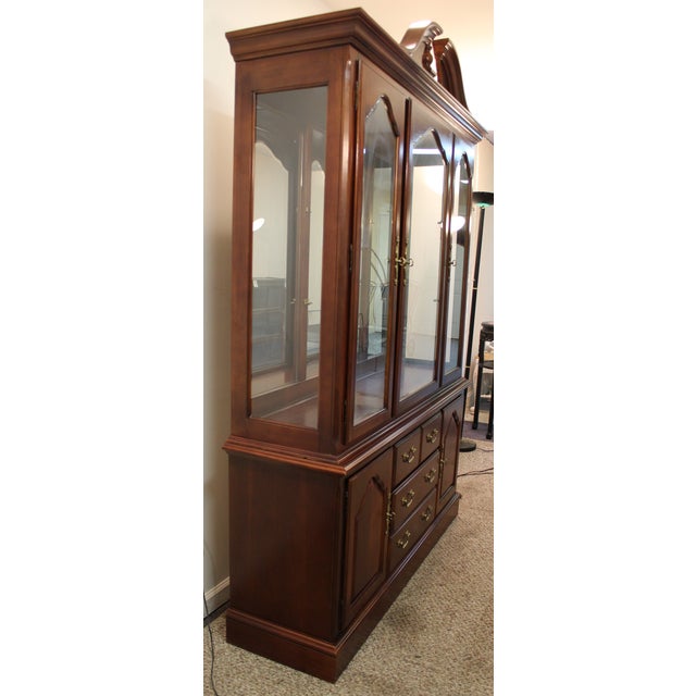 Thomasville Queen Anne Mahogany China Chairish