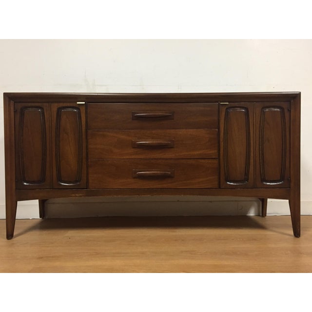 Broyhill Emphasis Tv Console Credenza Chairish