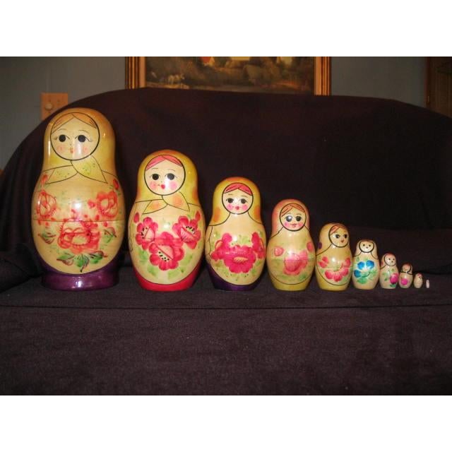 collectible russian nesting dolls