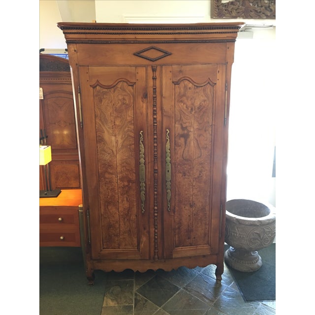 Antique Walnut Armoire With Television Mount Chairish -> Armoire De 📺 Antique Walnut Armoire With Television Mount Chairish -> Armoire De 📺