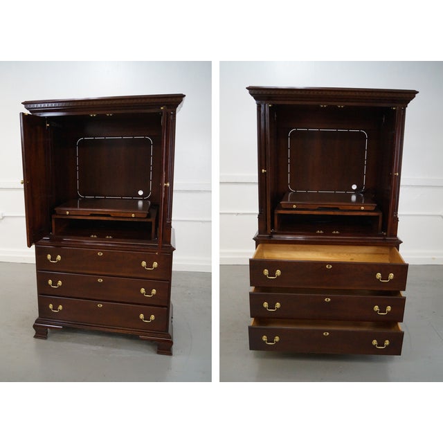 Statton Solid Cherry Chippendale Style TV Armoire Chairish -> Armoire De 📺 Statton Solid Cherry Chippendale Style TV Armoire Chairish -> Armoire De 📺